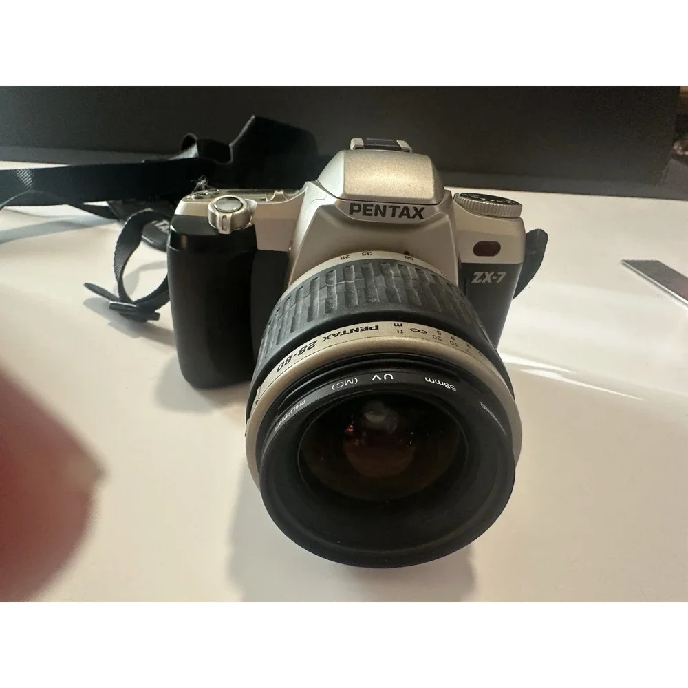 Pentax ZX-7 35mm film camera with promaster 58MM & Case UNTESTED